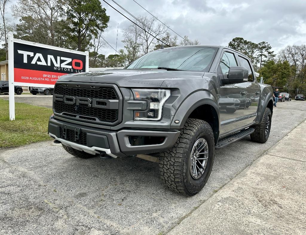 Ford F150 photo 2