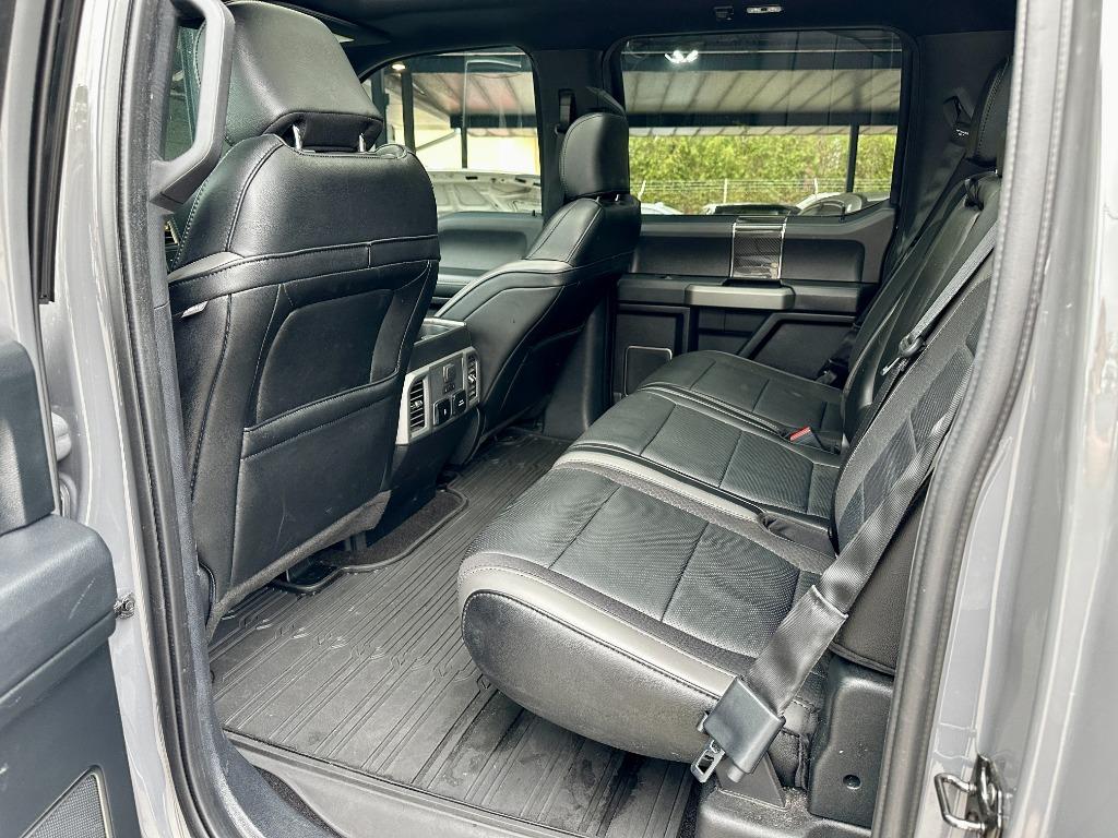 Ford F150 photo 12