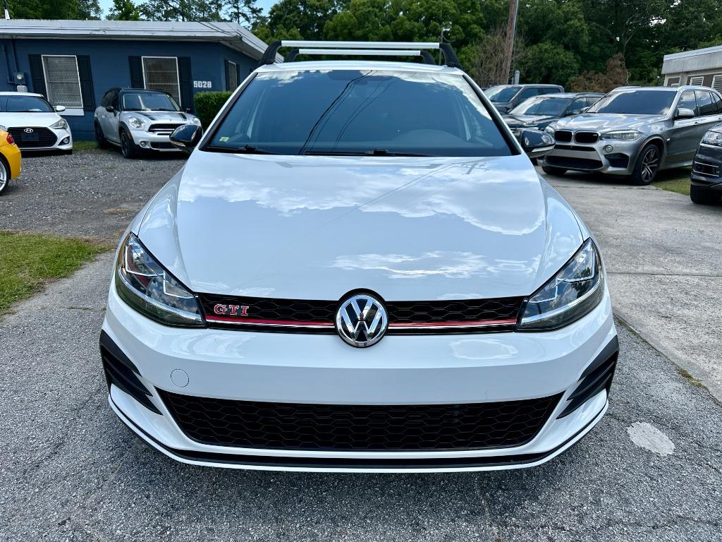 Volkswagen GTI photo 8