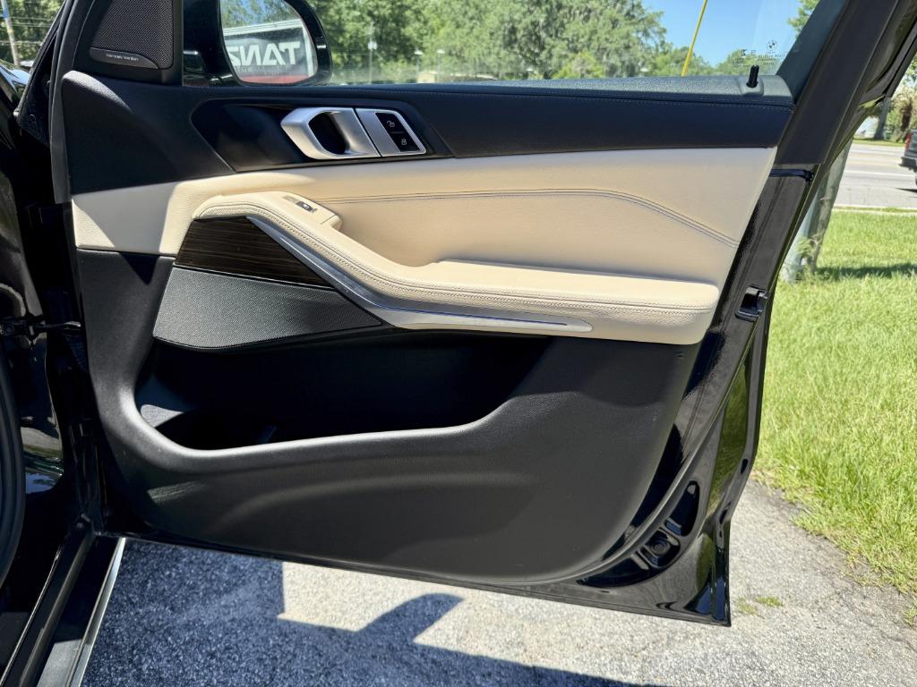 BMW X5 photo 18
