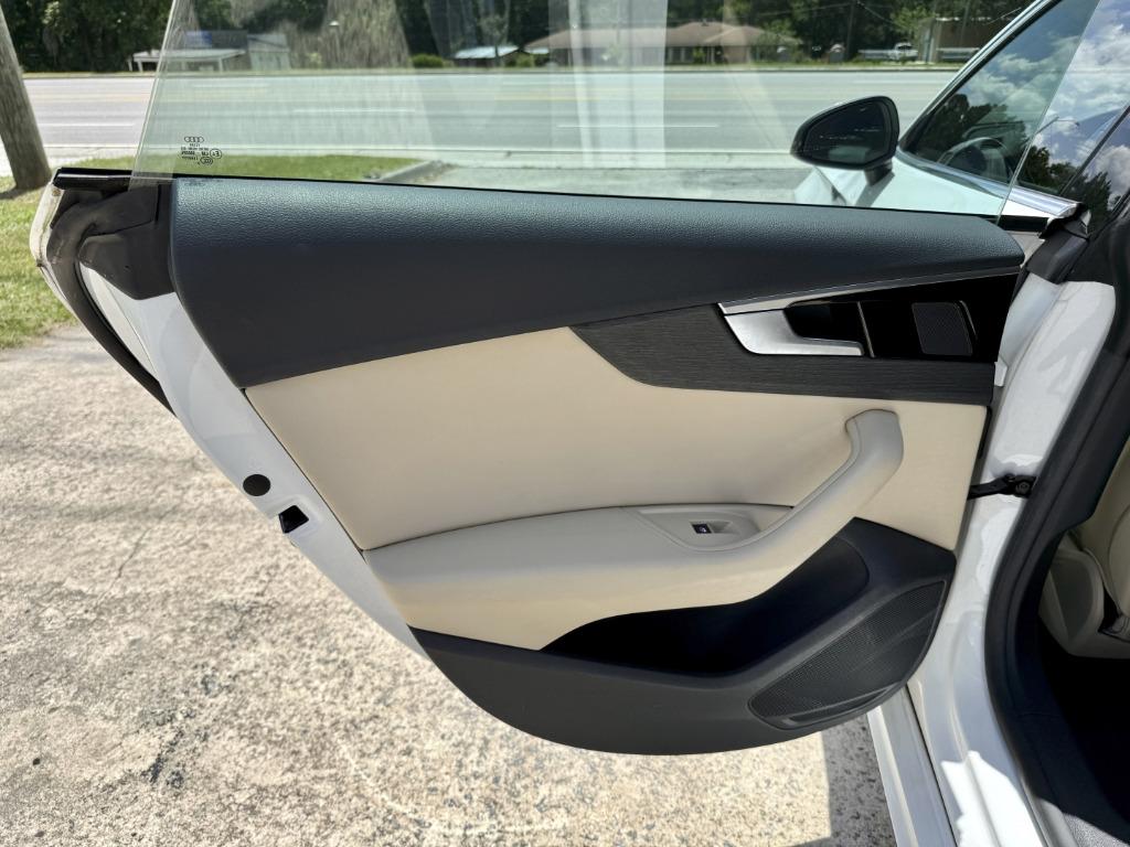Audi A5 photo 14