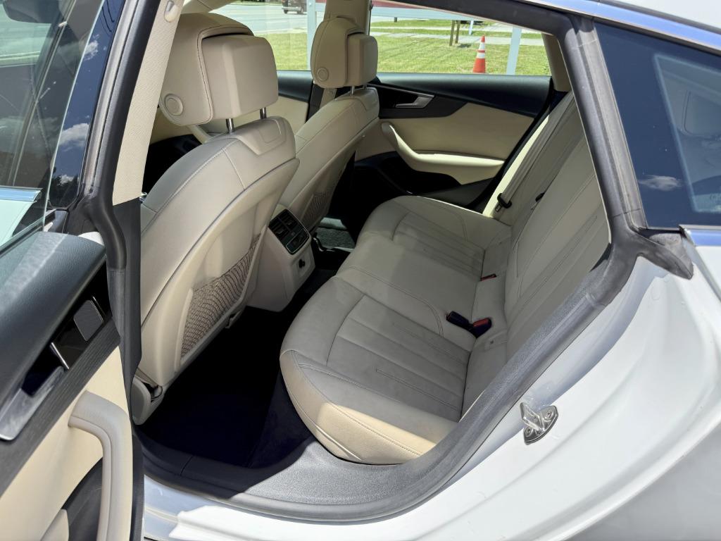 Audi A5 photo 13