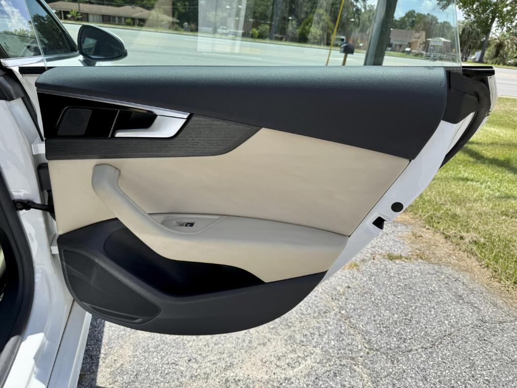 Audi A5 photo 16