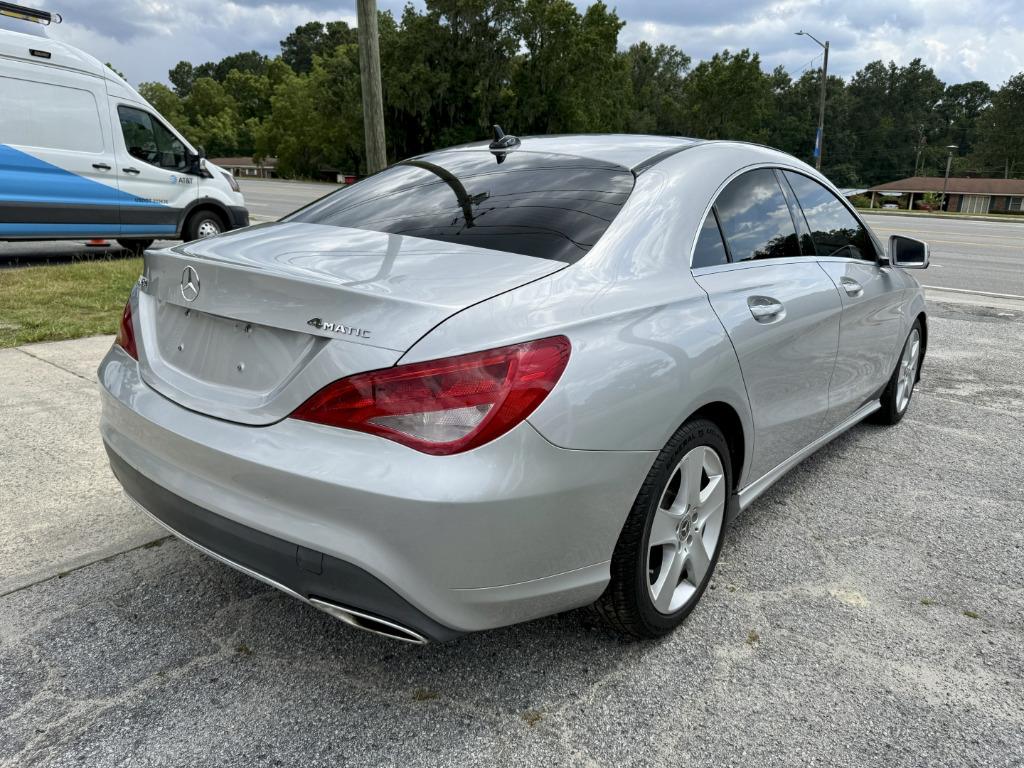 Mercedes-Benz CLA photo 6