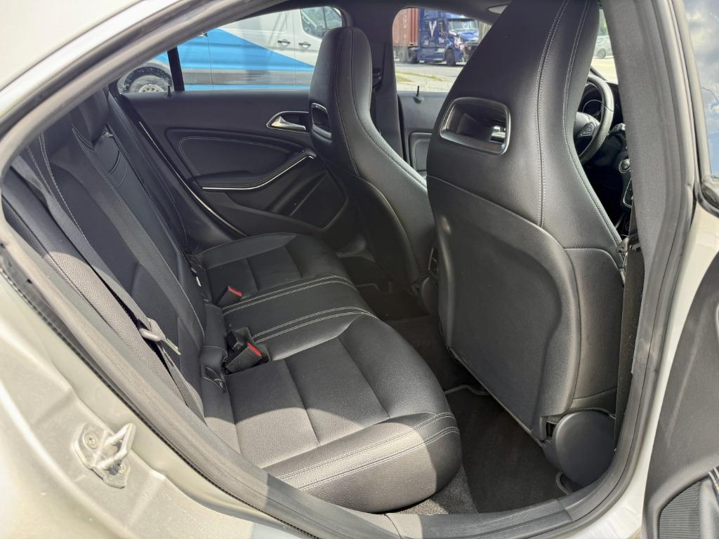 Mercedes-Benz CLA photo 15
