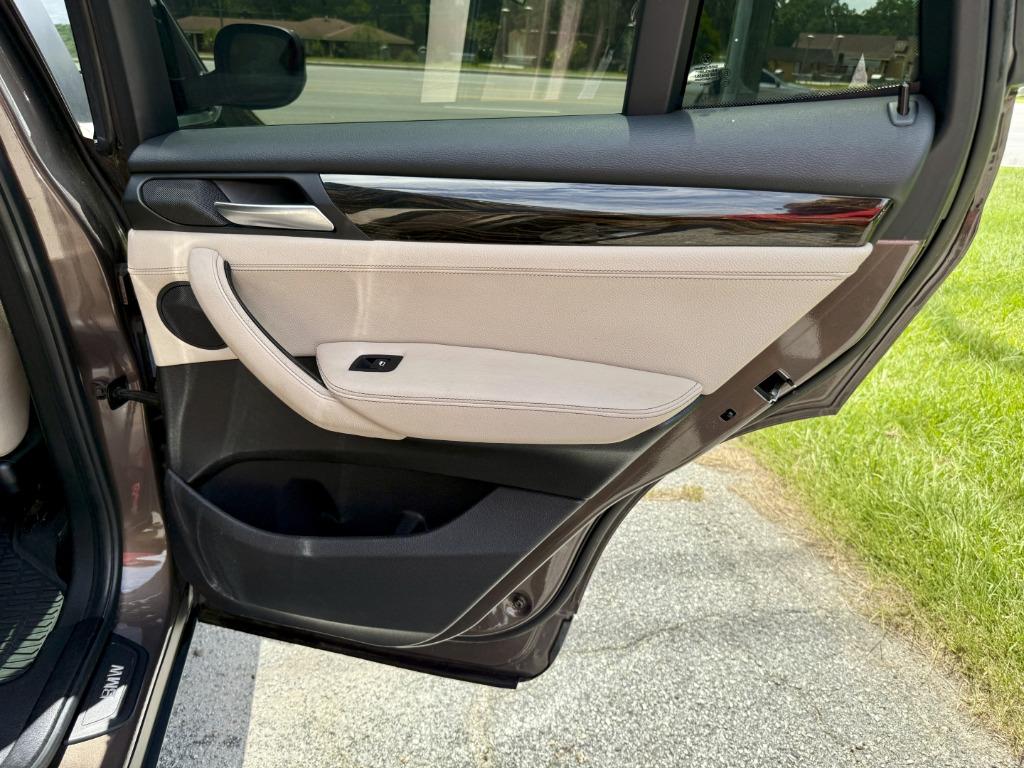 BMW X3 photo 16