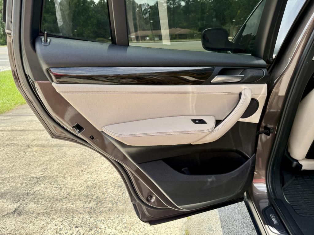 BMW X3 photo 14