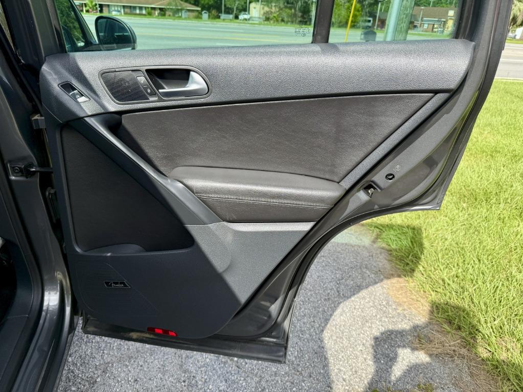 2014 Volkswagen Tiguan SEL - Photo 16