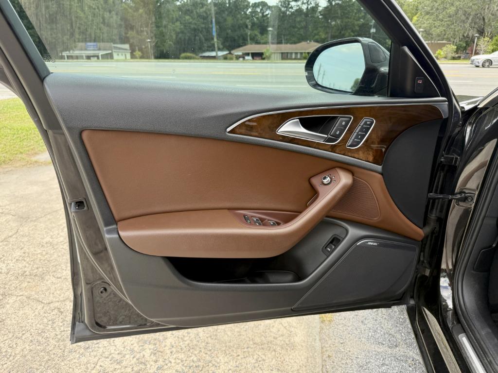 Audi A6 photo 12