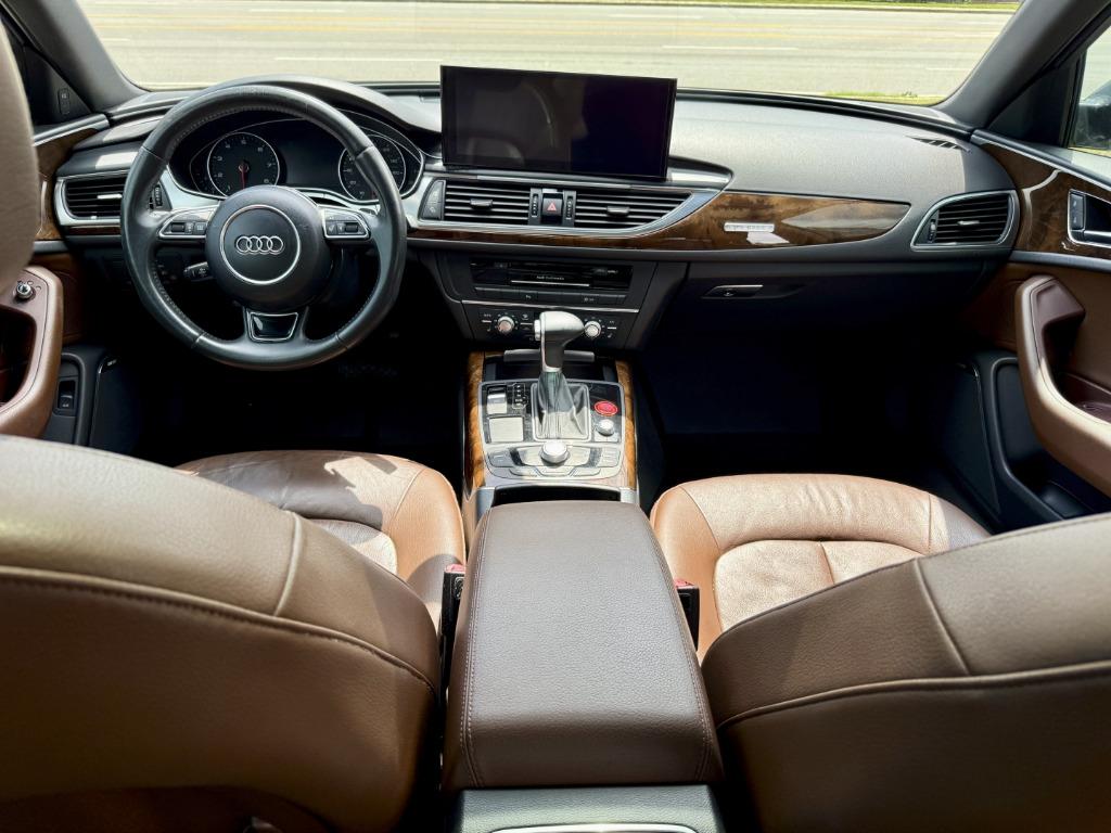 Audi A6 photo 11