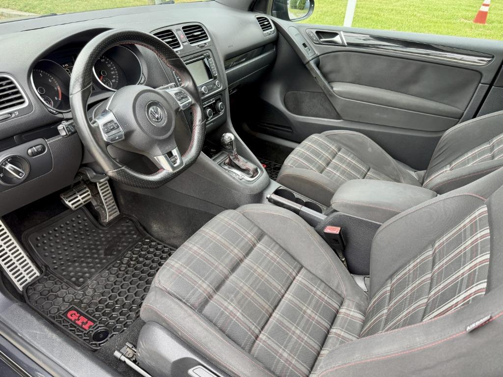 Volkswagen GTI photo 10