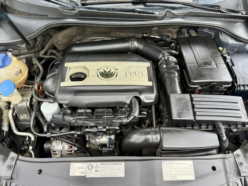 Volkswagen GTI photo 16