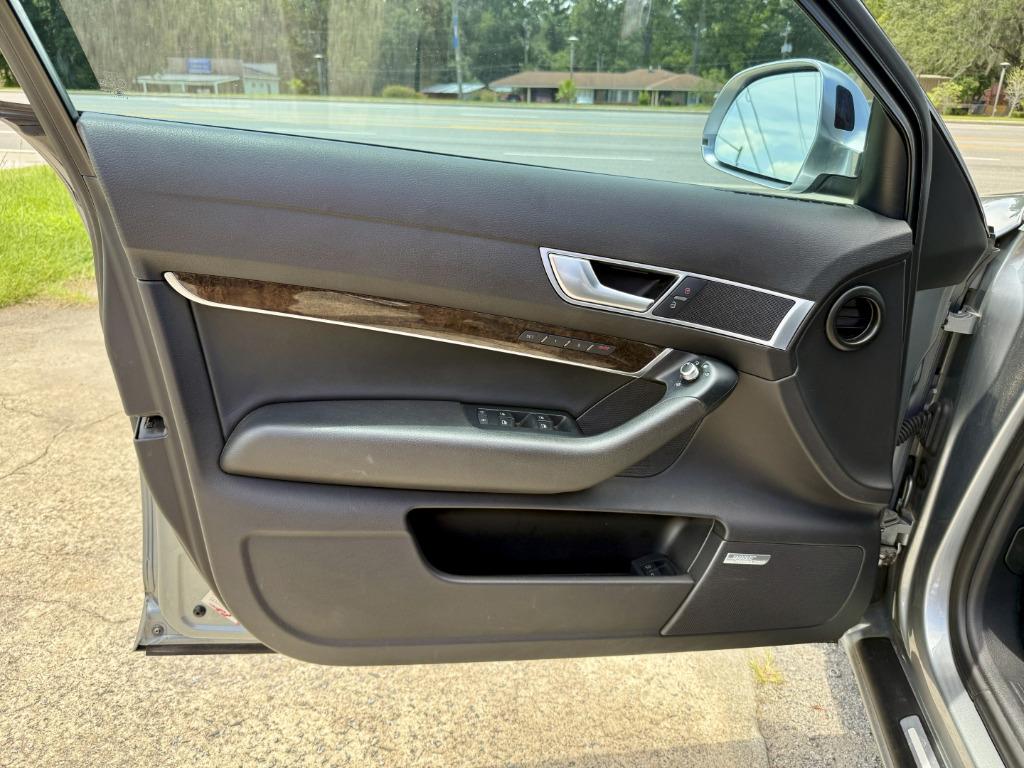 Audi S6 photo 12