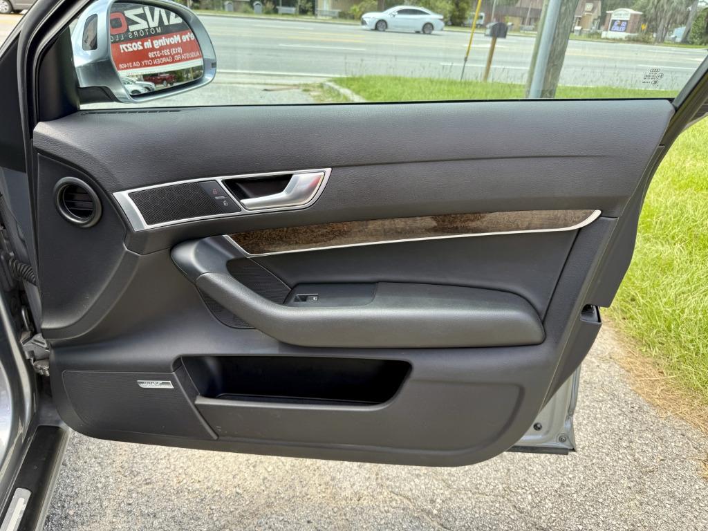Audi S6 photo 18