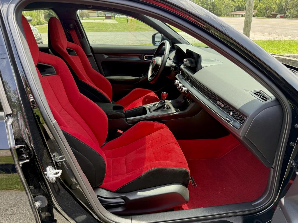 Honda Civic photo 17