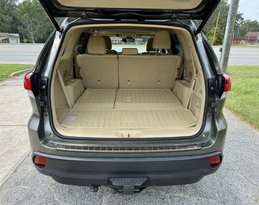 Toyota Highlander photo 21